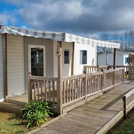 Kemp Camping Aux Portes De